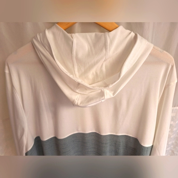 Under Armour men's Heat Gear hoodie with Edgewood College logo size 2XL - Picture 11 of 16